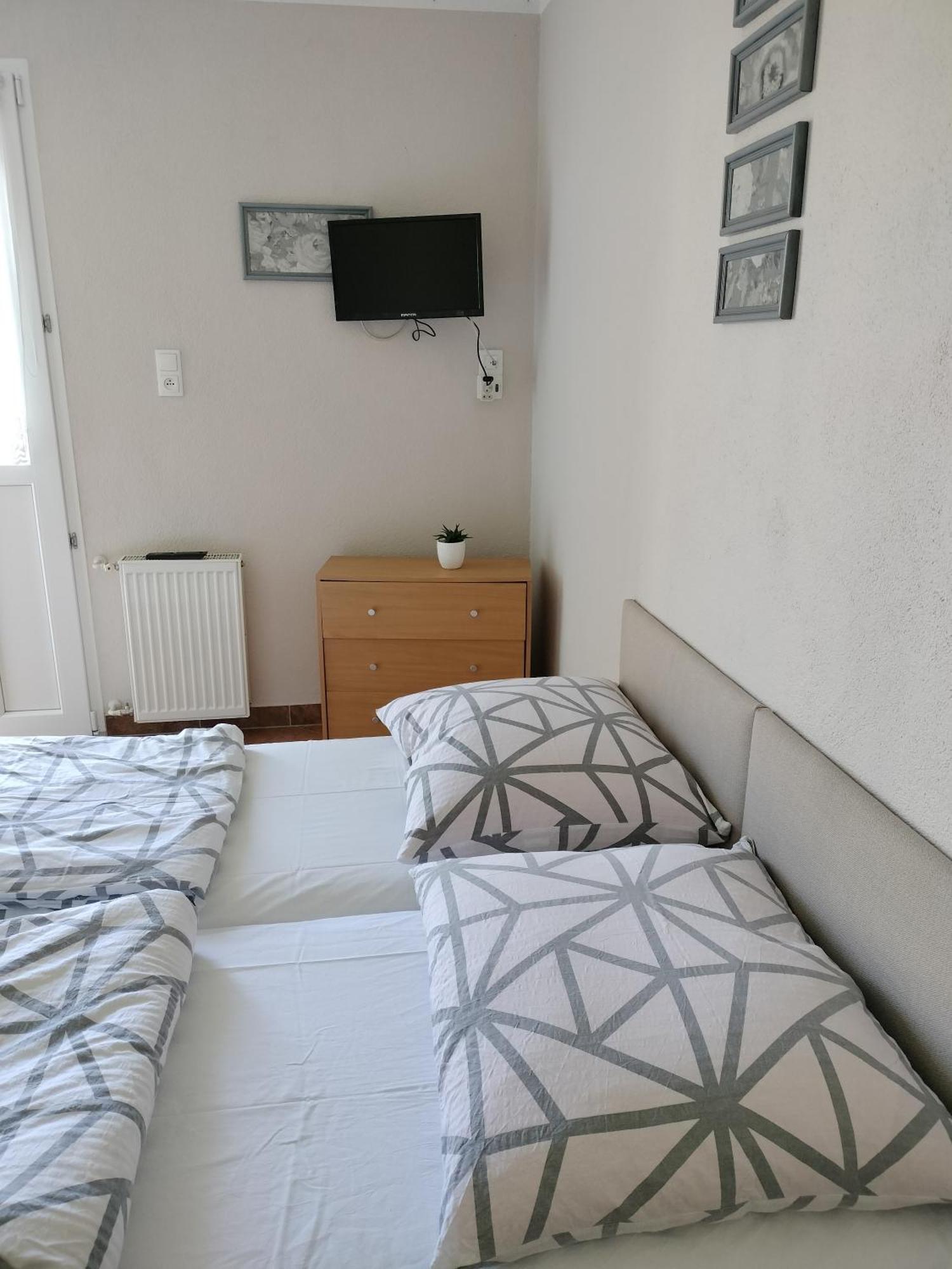 Jacek I Agatka Guest House Ustka Bilik gambar