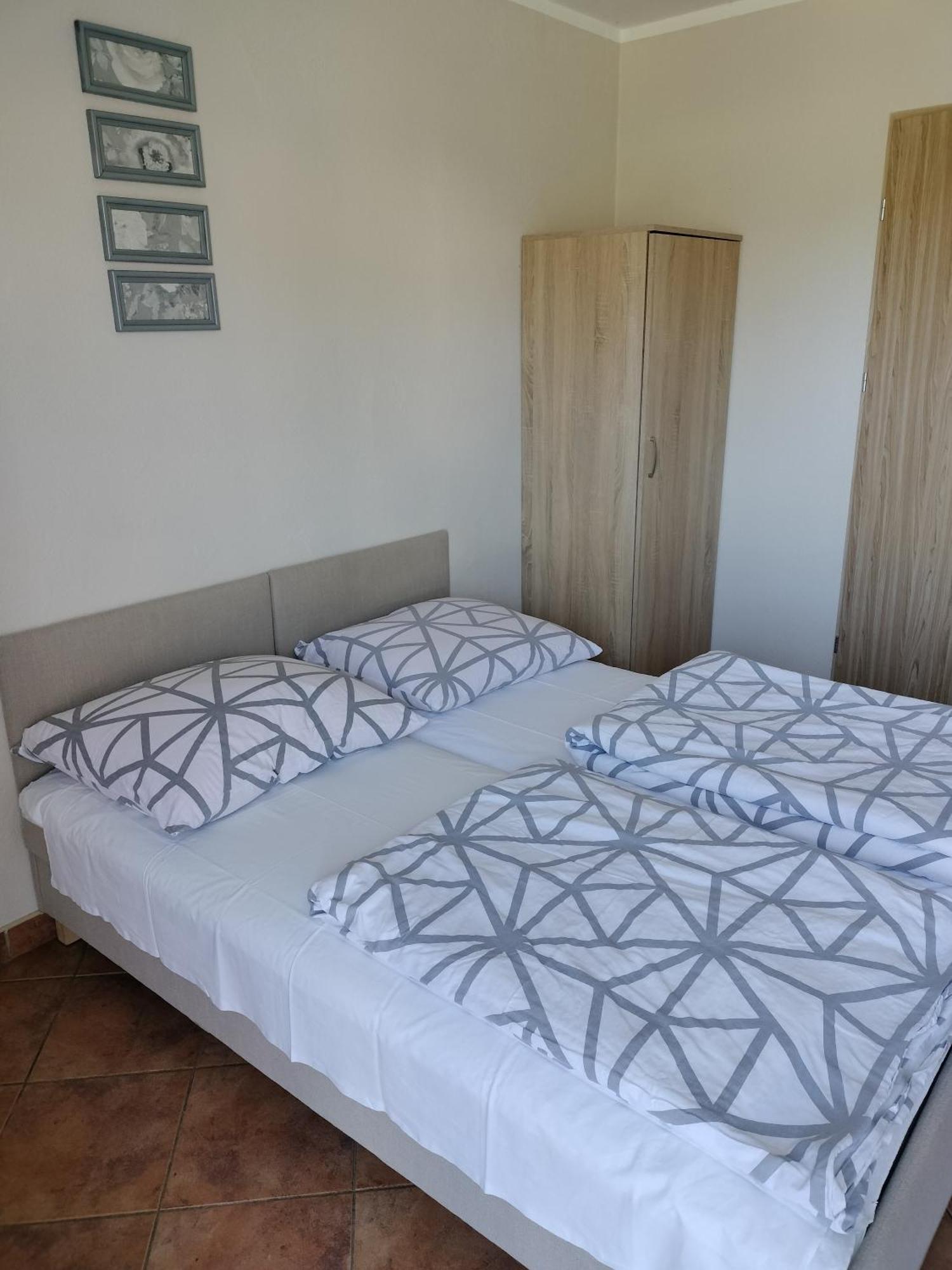 Jacek I Agatka Guest House Ustka Bilik gambar